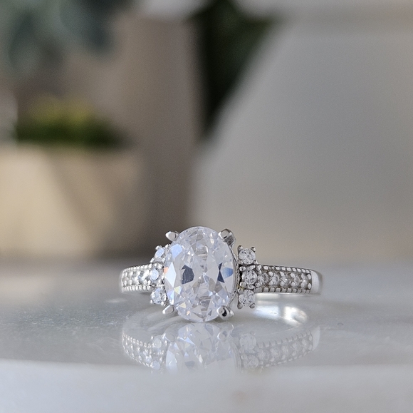 Oval Cut Classic Style Ring, 925 Sterling Silver - Picture 4 of 9